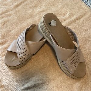 Earth Women's Tan Espadrille Slides